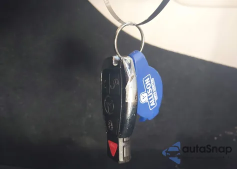 2018 Mercedes-Benz Glc 300 4Matic from USA, damaged, VIN WDC0G4KB4JV032045